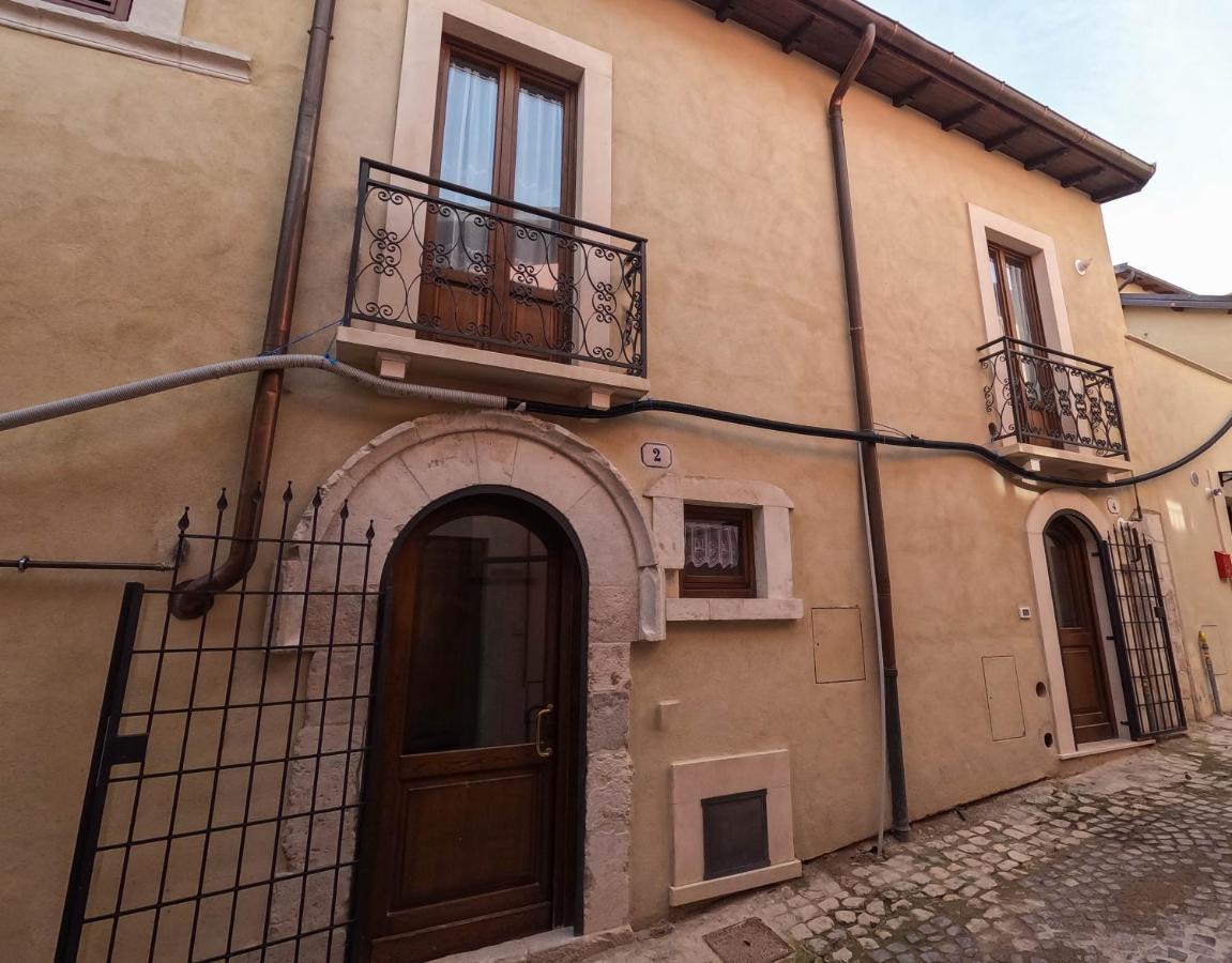 San Domenico House - Centro Storico Bed and Breakfast Λ' Άκουιλα Εξωτερικό φωτογραφία